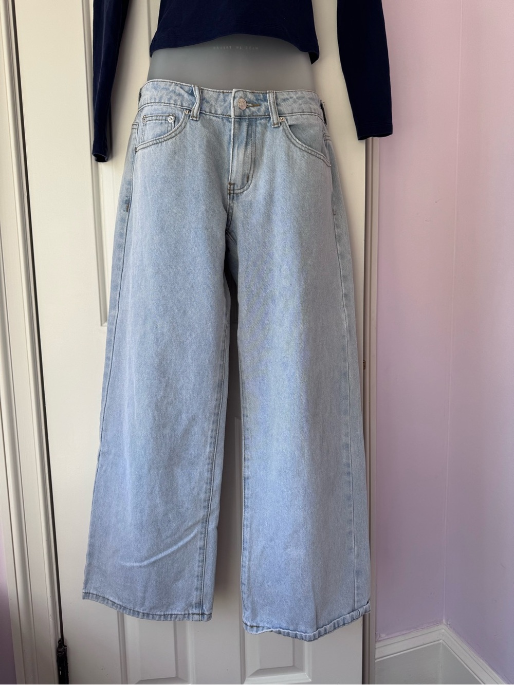 Edikted Light Wash Wide Leg Jeans
